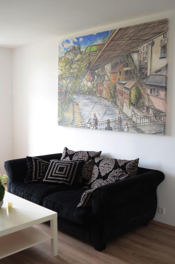 Schoene 3-Zimmer Wohnung Im Herzen Von Wuppertal Extérieur photo